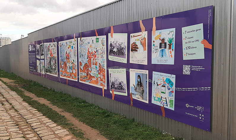 Palissade du chantier de l'ouvrage annexe République, à Villejuif